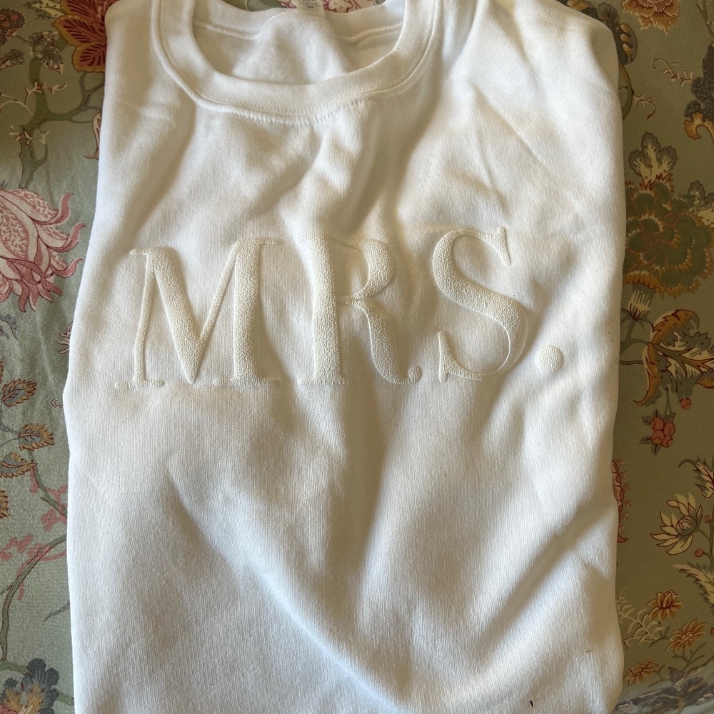 MRS SWEATSHIRT